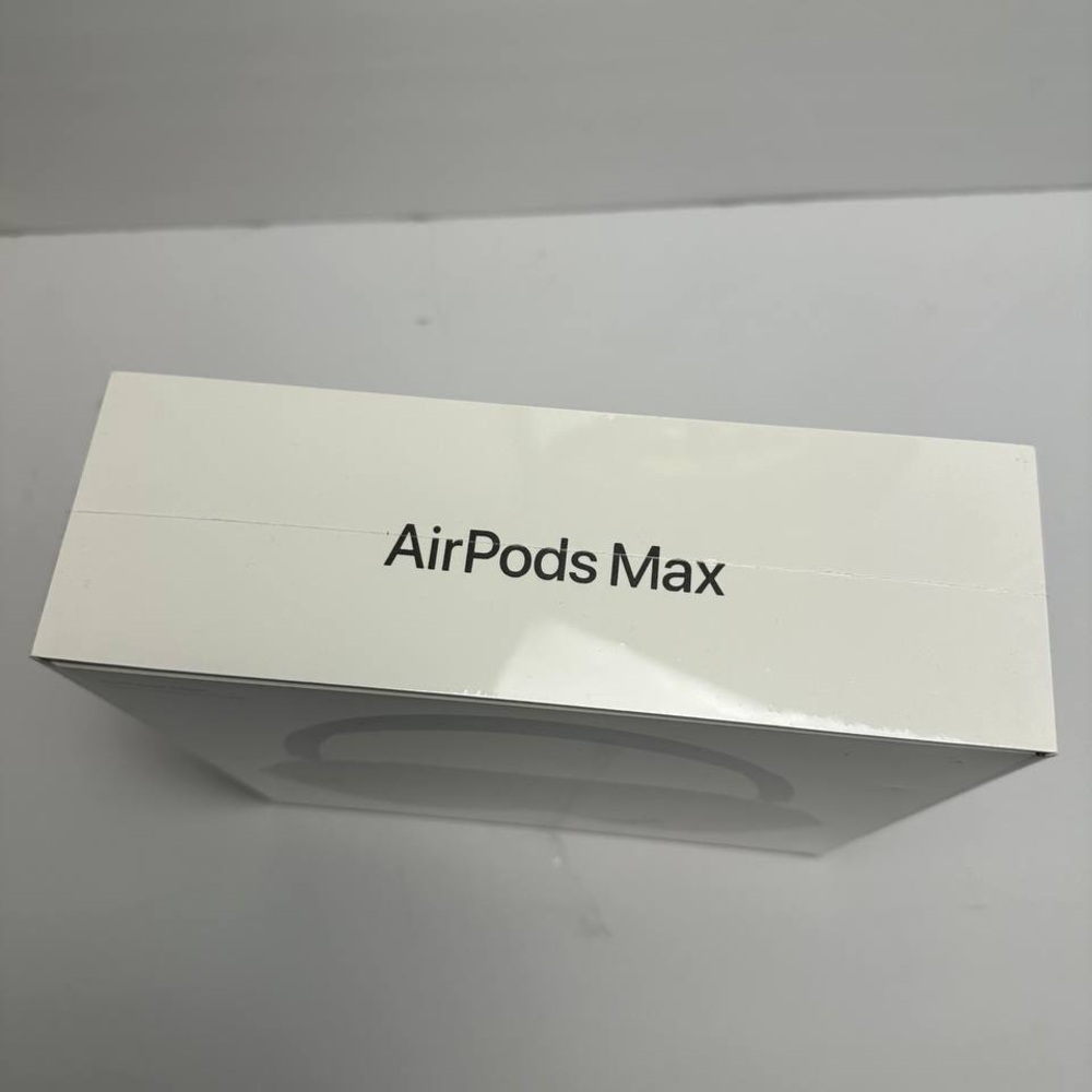 AirPod Max - Picture 3 of 3